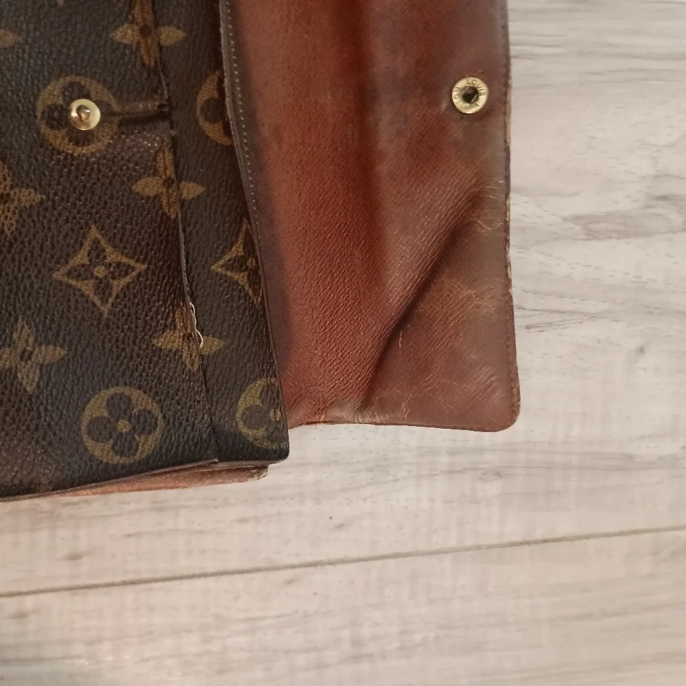 Louis Vuitton Monogram Sarah Long Wallet